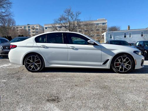2023 BMW 530 i xDrive