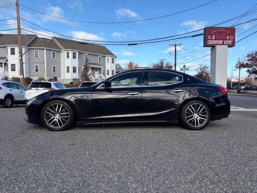 2014 Maserati Ghibli S Q4