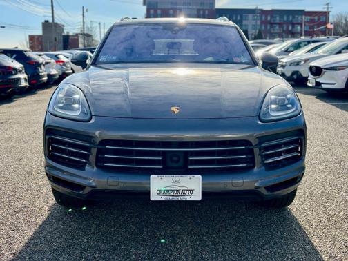 2019 Porsche Cayenne Base