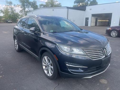 2015 Lincoln MKC Base