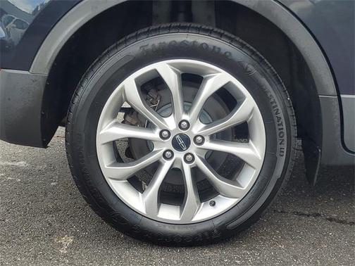 2015 Lincoln MKC Base