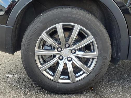 2021 Cadillac XT4 Premium Luxury