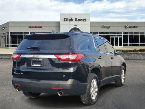 2021 Chevrolet Traverse LT Leather