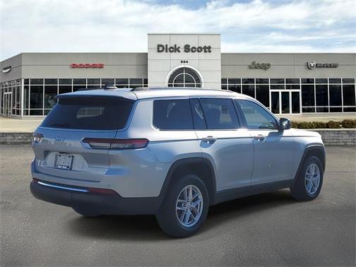2023 Jeep Grand Cherokee L Laredo