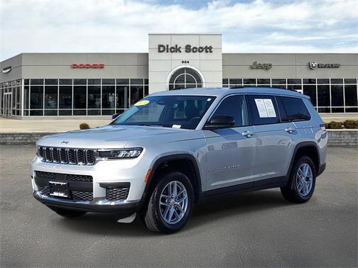 2023 Jeep Grand Cherokee L Laredo