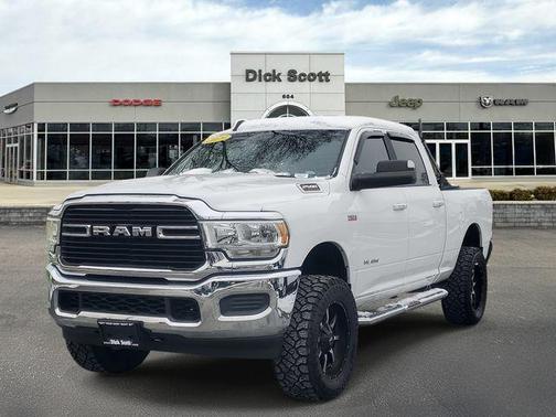 2019 RAM 2500 Big Horn Crew Cab 4x4 6'4' Box