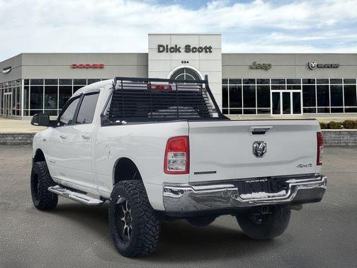 2019 RAM 2500 Big Horn Crew Cab 4x4 6'4' Box