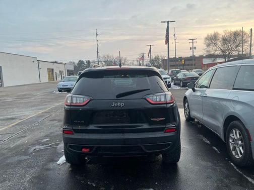 2019 Jeep Cherokee Trailhawk