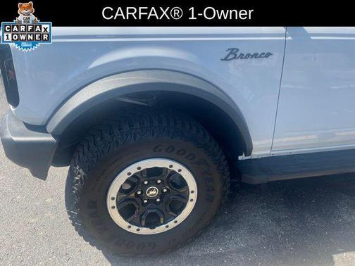 Oxford White 2023 Ford Bronco Outer Banks