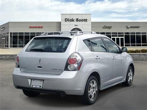 2009 Pontiac Vibe Base