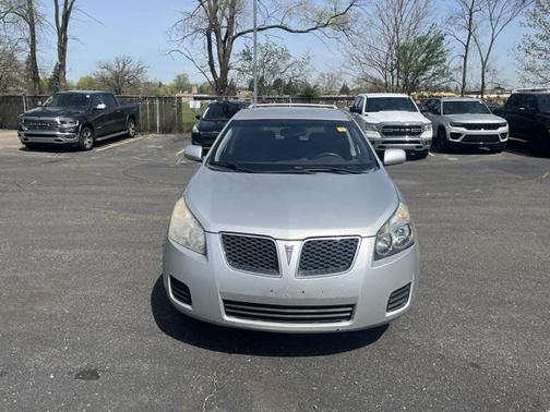 2009 Pontiac Vibe Base
