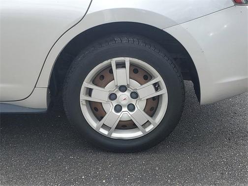 2009 Pontiac Vibe Base