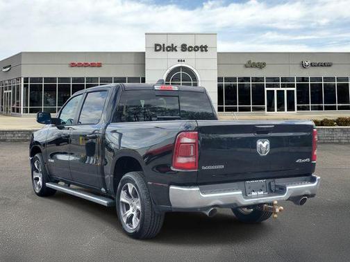 Diamond Black Crystal Pearlcoat 2024 RAM 1500 Laramie