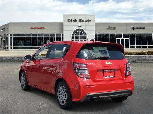 2020 Chevrolet Sonic FWD Hatchback 1FL 5-Door