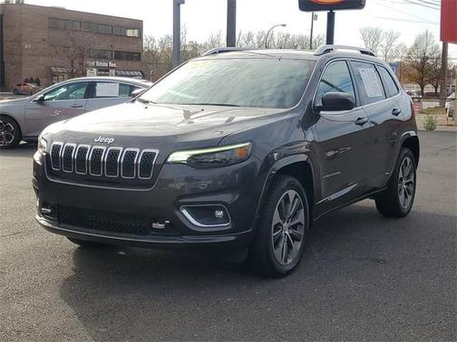 2019 Jeep Cherokee Overland