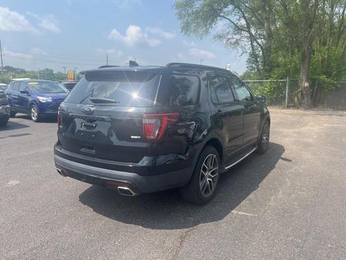 2017 Ford Explorer sport