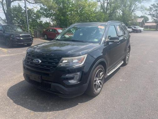2017 Ford Explorer sport