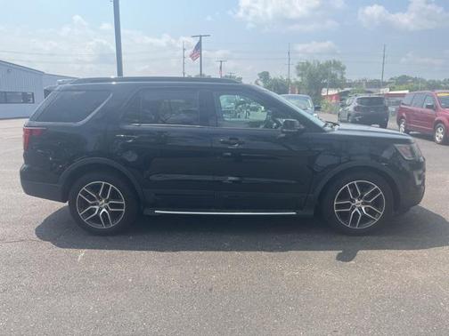 2017 Ford Explorer sport