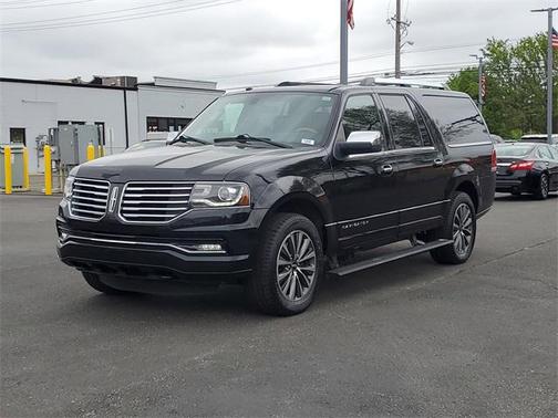 2016 Lincoln Navigator Select