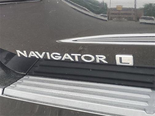2016 Lincoln Navigator Select
