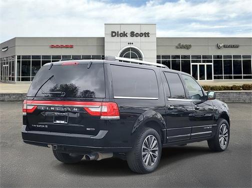 2016 Lincoln Navigator Select