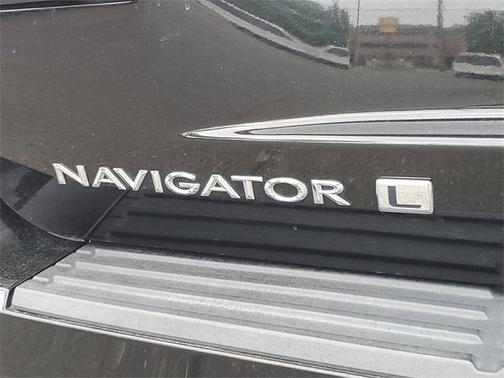 2016 Lincoln Navigator Select