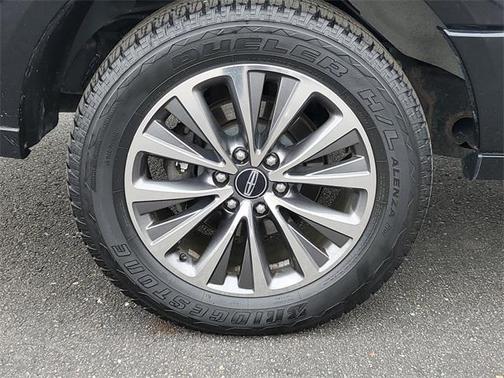 2016 Lincoln Navigator Select