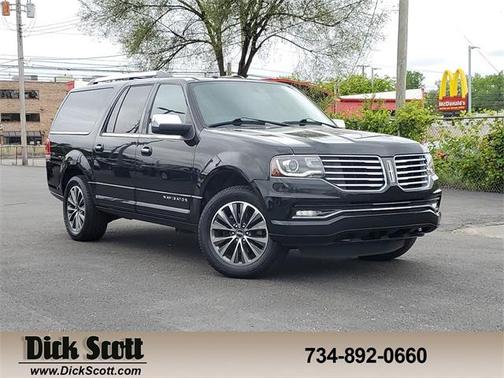 2016 Lincoln Navigator Select