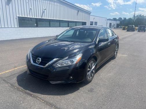 2017 Nissan Altima 2.5 SV
