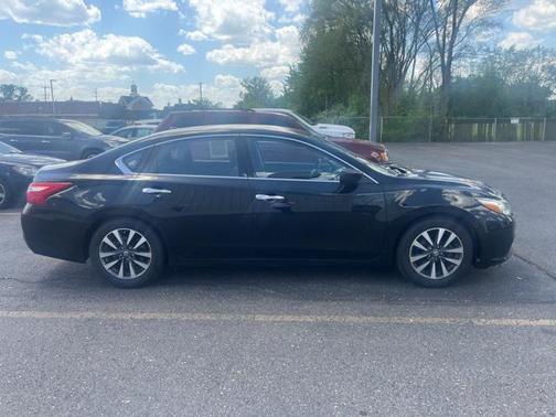 2017 Nissan Altima 2.5 SV