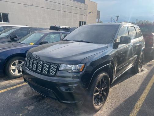 2018 Jeep Grand Cherokee Altitude