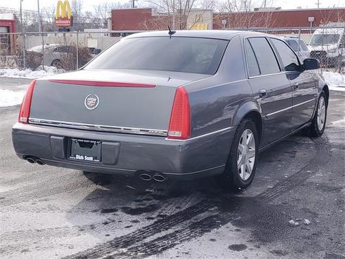 2006 Cadillac DTS Base
