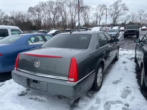 2006 Cadillac DTS Base