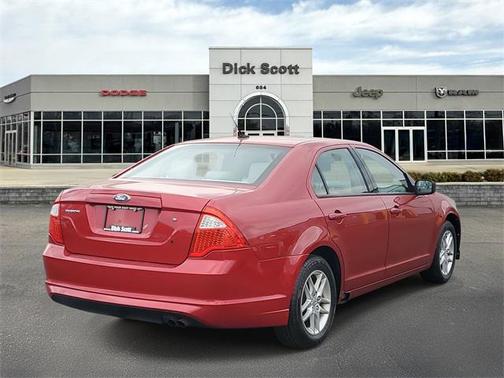 2011 Ford Fusion S