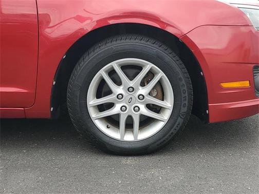 2011 Ford Fusion S