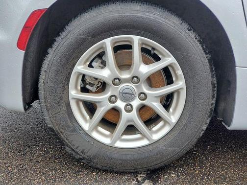 Silver Mist Clearcoat 2024 Chrysler Pacifica Touring L