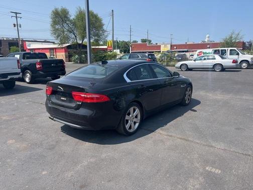 2017 Jaguar XE 20d Prestige