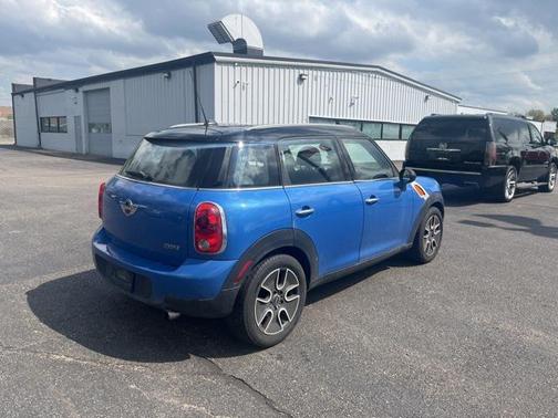 2012 MINI Cooper Countryman Base