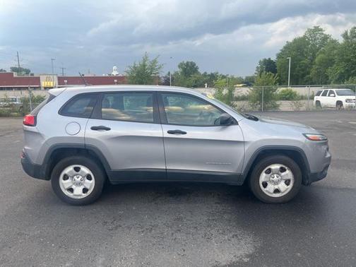 2014 Jeep Cherokee Sport