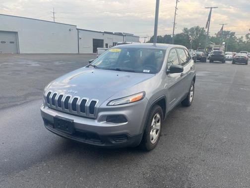 2014 Jeep Cherokee Sport