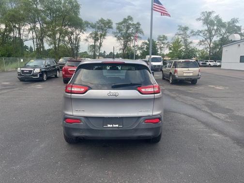 2014 Jeep Cherokee Sport