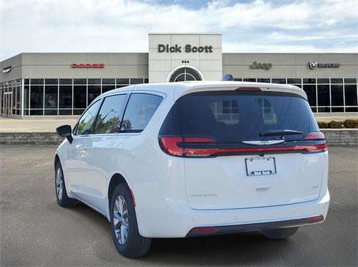 2026 Chrysler Pacifica L