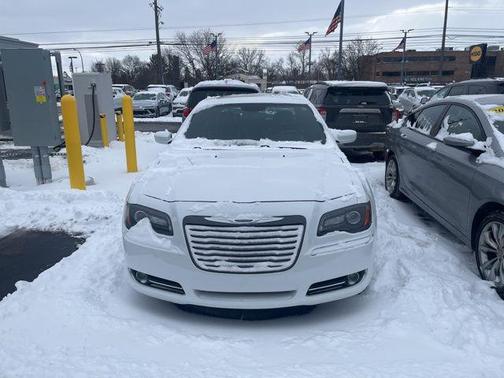 2014 Chrysler 300 S