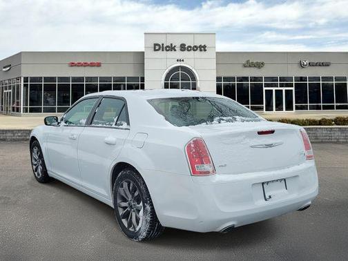 2014 Chrysler 300 S