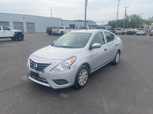 2017 Nissan Versa 1.6 S+