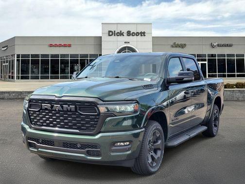 Serrano Green Metallic 2026 RAM 1500 Big Horn/Lone Star