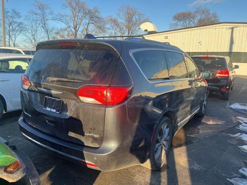 2019 Chrysler Pacifica Limited