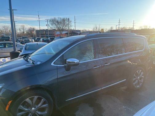 2019 Chrysler Pacifica Limited