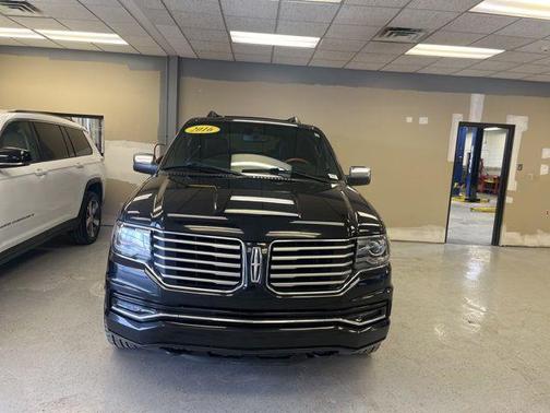 2016 Lincoln Navigator Select