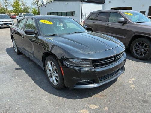 Pitch Black Clearcoat 2021 Dodge Charger SXT
